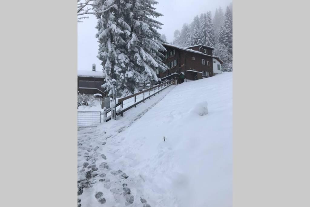 Chalet Sonnenheim Mit Atemberaubender Aussicht Adelboden Bagian luar foto